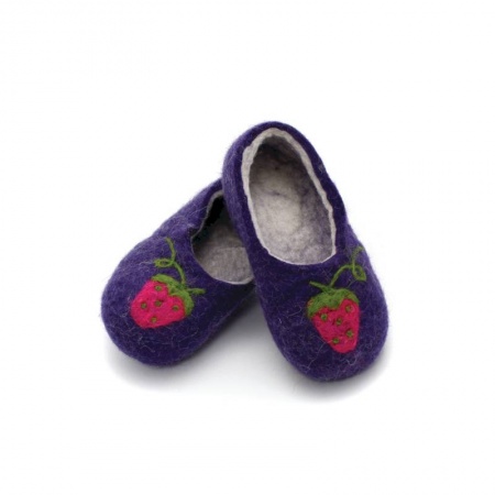 Детские войлочные тапочки «Ягоды» синие с клубникой. Размер 19 см